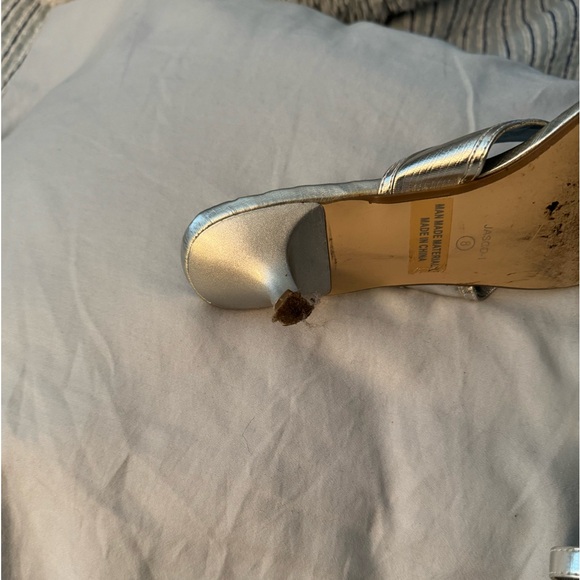 Kitten heel Silver Sandal size 8 - Picture 4 of 4